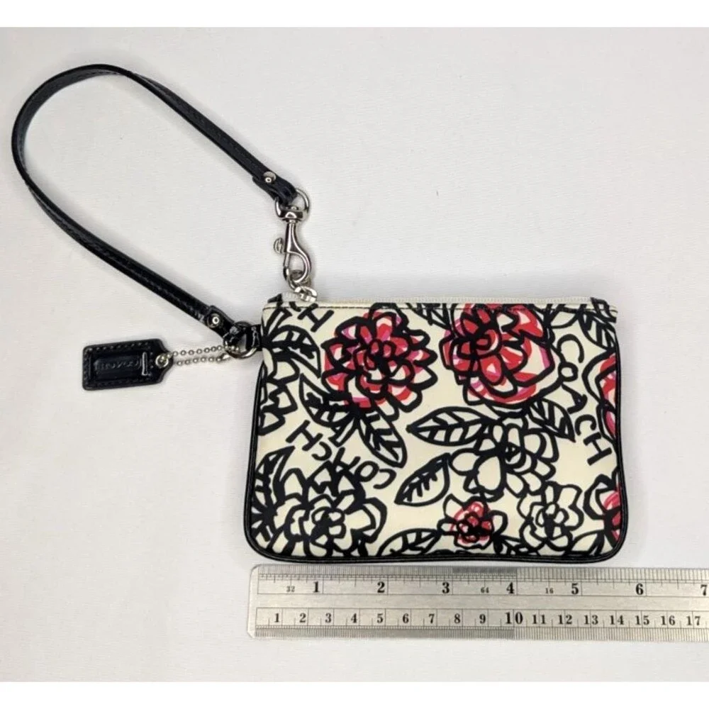 COACH Poppy Wristlet Coin Wallet with Roses - RARE!